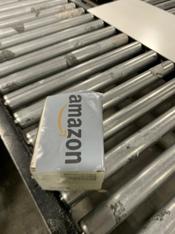 Photo 1 of Delta Faucet Clarifi Premium Shower Filter Attachment with Filter, Hard Water Shower Filter, Shower Head Filter, Venetian Bronze 5SF100-RB