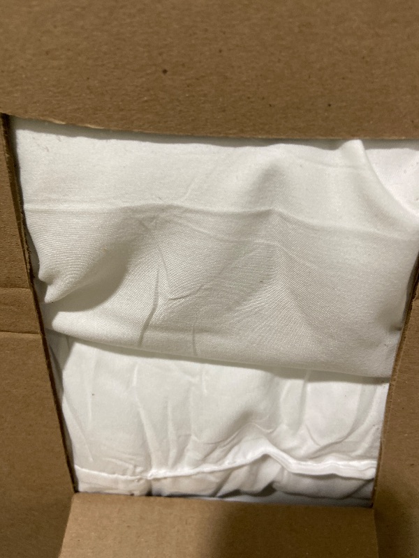 Photo 1 of MIULEE Throw Pillows Inserts, Pack of 4 22x22 Inch 100% Virgin Fiber Filling Bed Couch Pillows