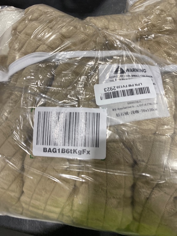 Photo 1 of Disayu Couch Cover for Dogs Washable, Non-Slip Pet Couch Covers for Sofa, Fuzzy Dog Couch Cover Blanket Thick, Soft, Plush for Furniture Protector (Camel, 27.6" x 47.2"/70 x 120cm)