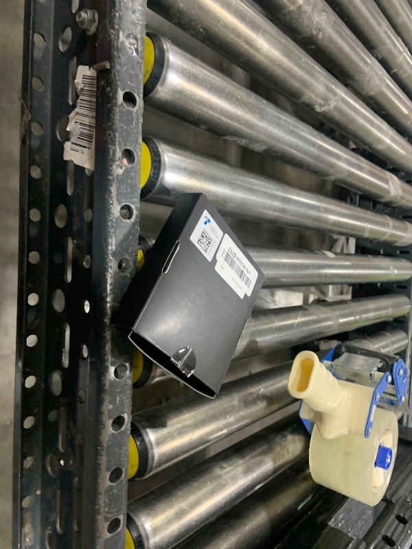 Photo 1 of KEYWING Phone Camera Lens 3 in 1 Phone Lens Kit, 198 Fisheye Lens + 120 Super Wide-Angle Lens + 20x Macro Lens for iPhone Samsung Android Smartphone Black 3in1