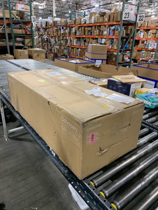 Photo 1 of MAJOR DAMAGE---------------------------SELLING FOR PARTS ONLY--------------------------------------------SAMSUNG 49-inch Odyssey G9 (G91F) DQHD, 144Hz, Curved Gaming Monitor, Ultra-Wide 32:9 Screen, DisplayHDR 600, AMD FreeSync™ Premium Pro, Ergonomic Sta