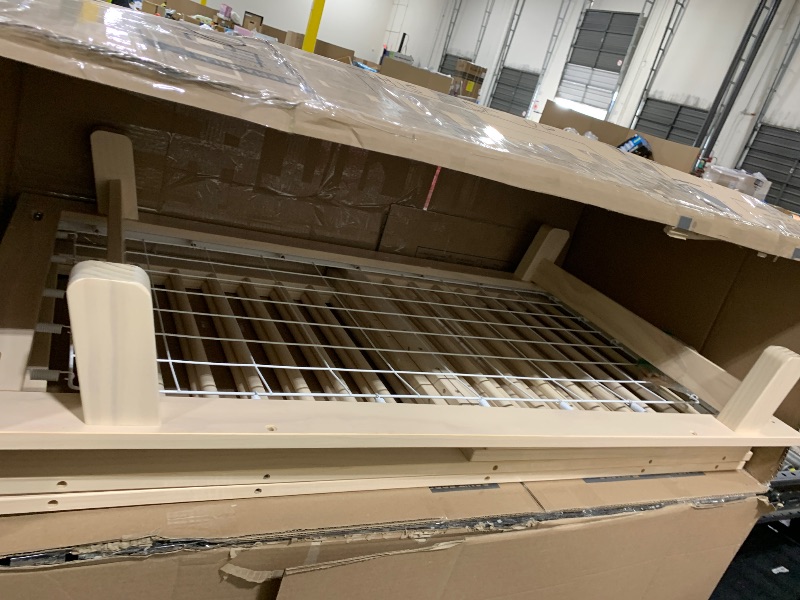 Photo 1 of Baby Crib for 0 to 3 Years