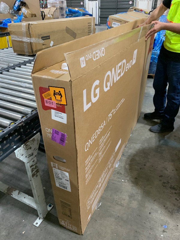 Photo 1 of LG 75-Inch Class QNED evo AI QNED85A Series Mini LED 4K Smart TV w/AI Picture, AI Sound, HDR10, AI Super Upscaling 4K, Filmmaker Mode, Wow Orchestra, Alexa Built-in (75QNED85AUA, 2025)