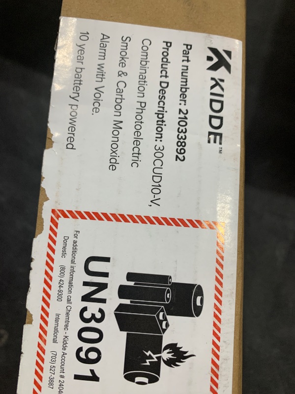 Photo 1 of Kidde And Carbon Monoxide Detector, 10-Year Battery Powered, with Voice Alerts, LED Status Lights, 85 dB Alarm, 5 inches, 30CUD10-V, 3 Pack