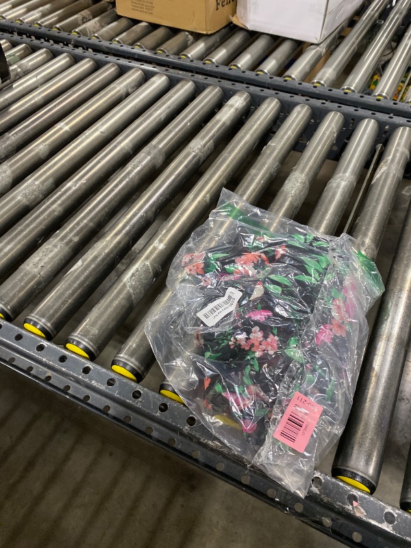 Photo 1 of GUESS Womens Contemporary Dress,Black Multi,10