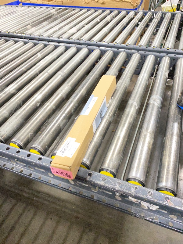 Photo 1 of 100Pcs Pampas Grass Boho Home Decor 17 inch Natural Dried Flowers-Pampas Grass Contains Bunny Tails White Pampas Brown Pampas.Boho Decor for Farmhouse Wedding Boho Wall Bathroom Office Kitchen…