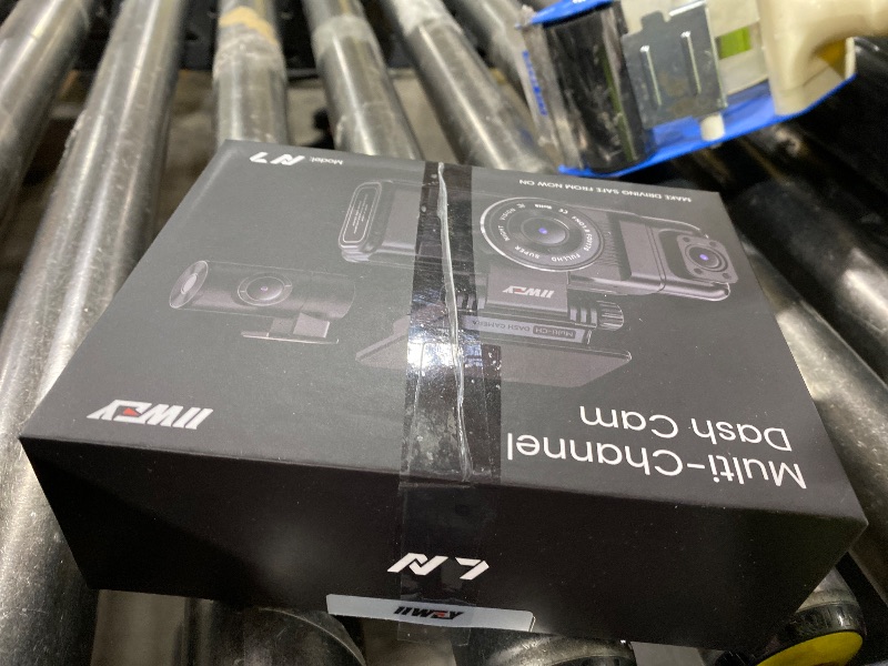 Photo 1 of iiwey N7 3 Channel Dash Cam Front and Rear Inside 3K+1080P+1080P with 128GB SD Card, 5GHz WiFi, Rotatable Side Camera for Car, IR Night Vision, 24/7 Recording, G-Sensor, Parking Mode