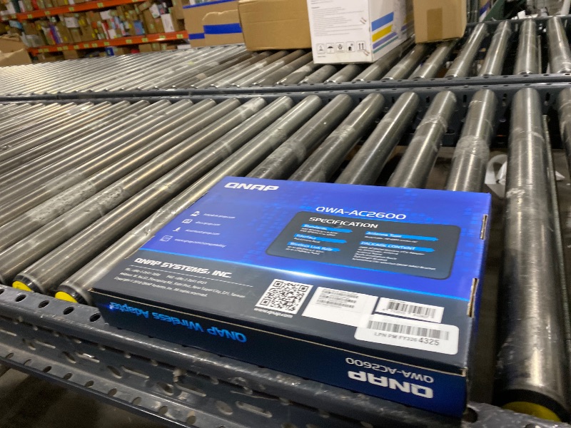 Photo 1 of QNAP Dual-Band Wireless Wi-Fi Adapter PCIe Expansion Card QWA-AC2600