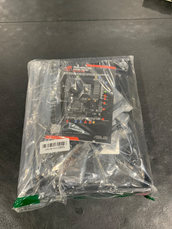 Photo 1 of ASUS ROG Maximus Z890 Hero Intel® Z890 LGA 1851 ATX Motherboard, Advanced AI PC-Ready, 22+2+1+2 Stages, DDR5, WiFi 7, 3X PCIe® 5.0 M.2, Thunderbolt™ 4, USB Type-C®, AI Overclocking/Cooling/Networking