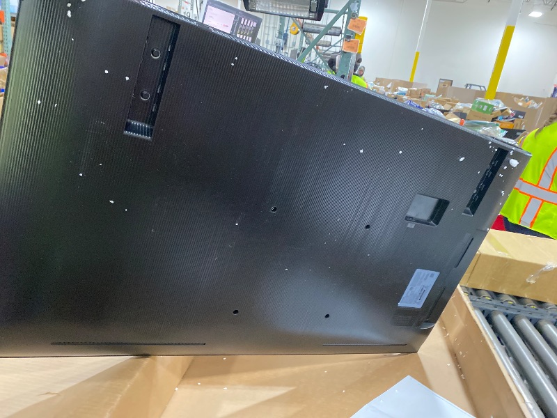 Photo 1 of Samsung - 43" BED-H Series 4K Business Pro TV