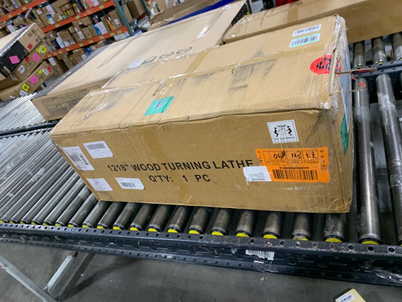 Photo 1 of 12" x 18" Digital Display Wood Lathe Machine, Benchtop Wood Lathe Machine 3/4HP 110V Infinitely Variable Speed 650-3800 RPM Professional for High Speed Sanding and Polishing