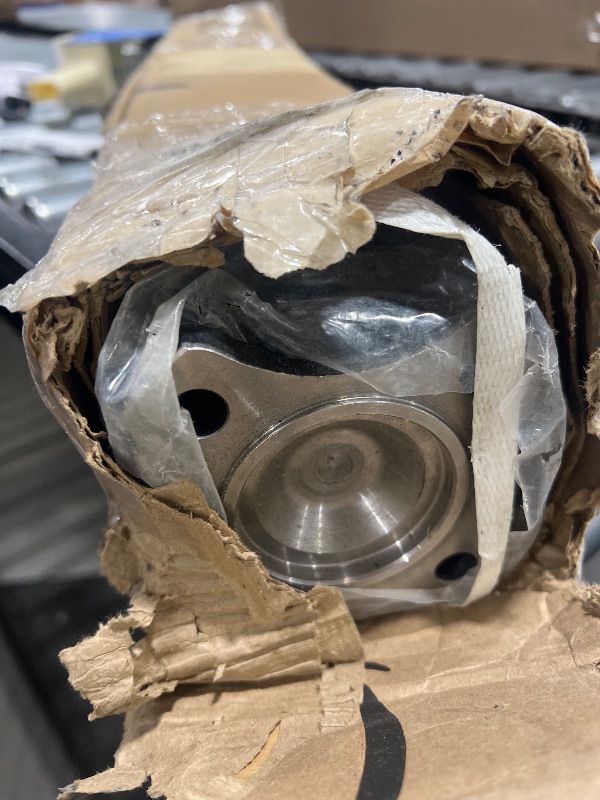 Photo 1 of SCITOO Front Driveshaft Propeller Shaft Length 32.2" Compatible with 2005-2006 for Jeep Grand for Cherokee / 2006 for Commander 52105758Ad 4WD