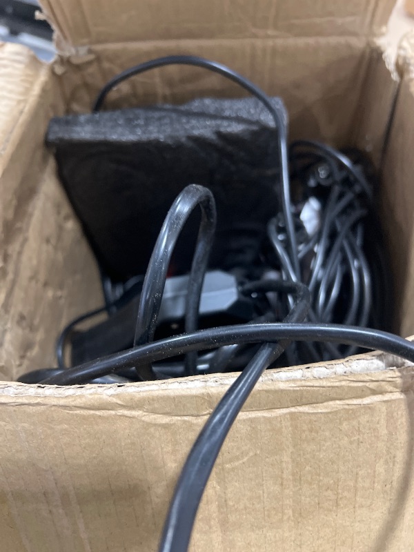 Photo 1 of 12V Solenoid Valve Air Ride Suspension manifold 8-Valve With 5M 9-switch Wired Remote Controller, equipped with five display air pressure gauge blue