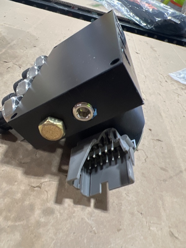View 2 of 4 Corner Solenoid Valve Unit VU4 Manifold Fit Air Bag Suspension System