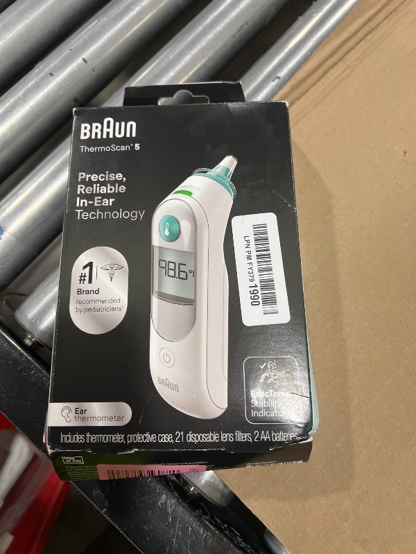 Photo 1 of Braun ThermoScan 5 Ear Thermometer, Digital Display, Baby and Infant Thermometer with ExacTemp Stability Indicator for Professional Accuracy, Recommended by Pediatricians