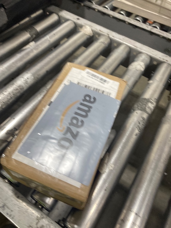 Photo 1 of Kwikset 914 Contemporary Keypad SmartCode Electronic Deadbolt Smart Lock featuring SmartKey Security and ZigBee 3.0 Technology in Satin Nickel