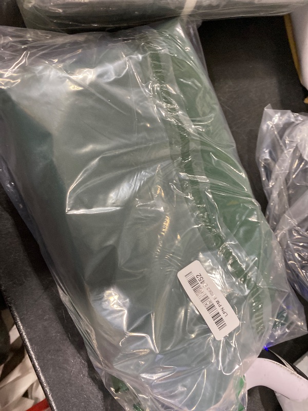 Photo 1 of YOUGE OUTDOOR 6.5X10FT Rectangular Patio Umbrella Replacement Canopy Outdoor Garden Table Umbrella Fabric Top Market Umbrella Fabric Canopy For 6 Ribs,Canopy Only (Hunter Green)