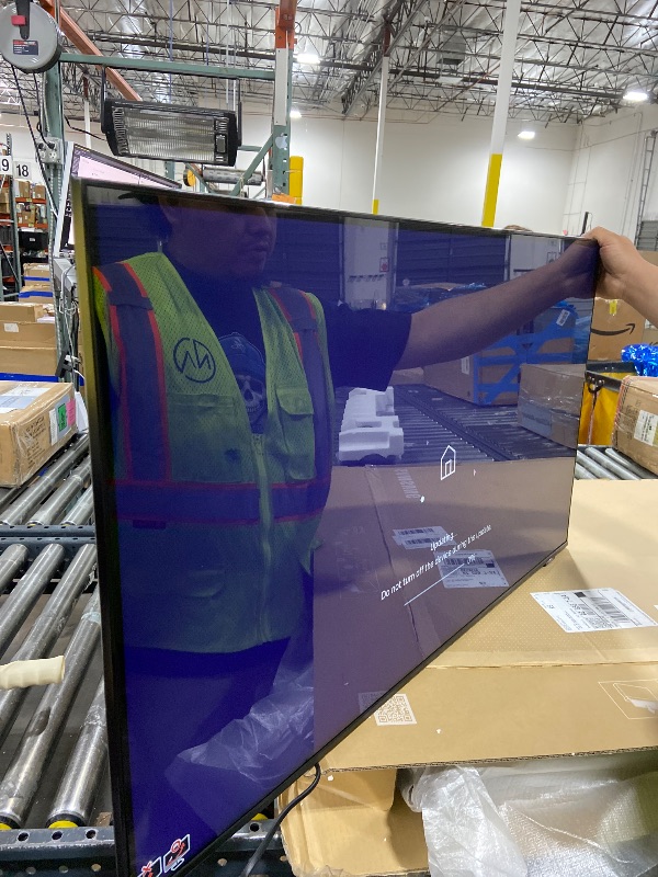 Photo 1 of Samsung 43” Smart Monitor M7 (M70F) 4K UHD Display, Samsung Vision AI, Smart TV Apps, Gaming Hub, USB-C, HDMI and USB-A, Black, LS43FM702UNXZA, 2025