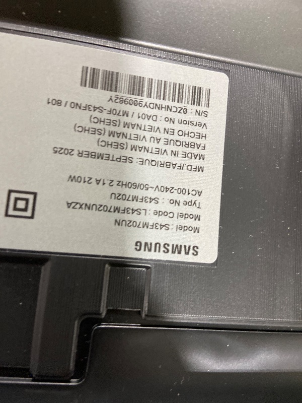 Photo 1 of Samsung 43” Smart Monitor M7 (M70F) 4K UHD Display, Samsung Vision AI, Smart TV Apps, Gaming Hub, USB-C, HDMI and USB-A, Black, LS43FM702UNXZA, 2025