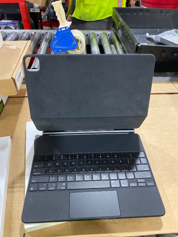 Photo 1 of Apple Magic Keyboard for 12.9-inch iPad Pro (Previous Version) - US English