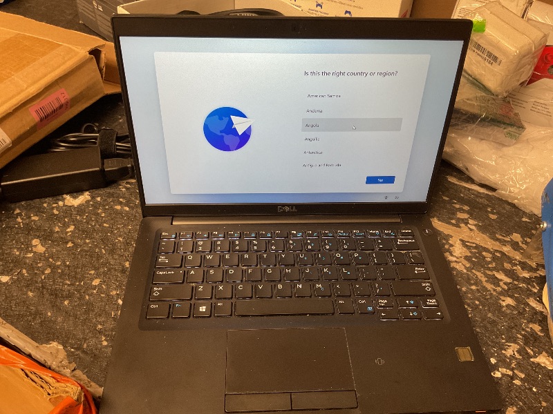 Photo 1 of ******* FOR PARTS   ******** Dell Latitude 7390 Laptop FHD Touchscreen, Intel Core I7-8650U 8th Gen Processor, 16GB Ram, 256GB SSD, Webcam, Type C, HDMI Windows 11 Pro(Renewed)