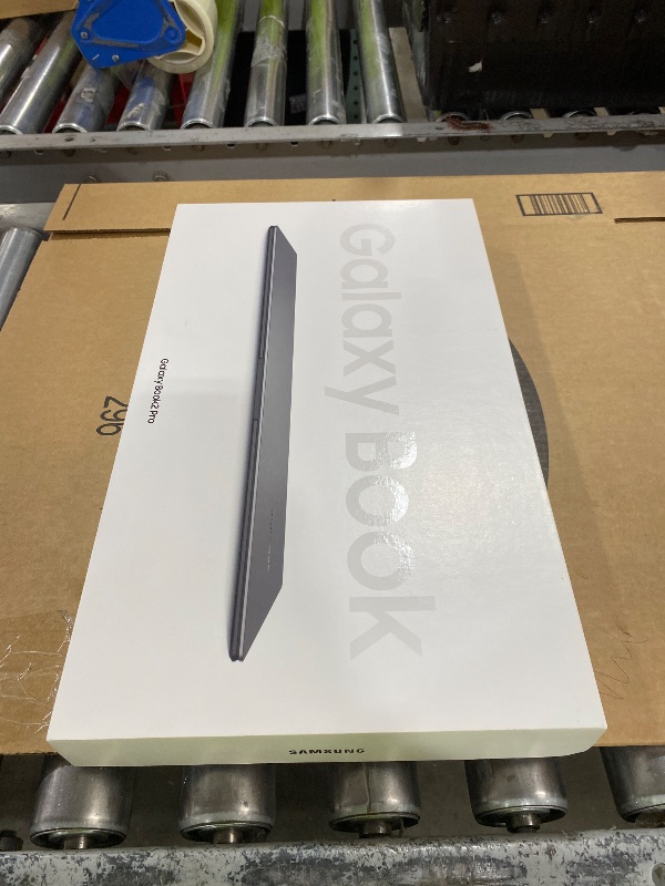 Photo 1 of SAMSUNG 15.6” Galaxy Book2 Pro Laptop Computer, i7 / 16GB / 512GB, 12th Gen Intel Core Processor, Evo Certified, Lightweight, 2022 Model, Graphite