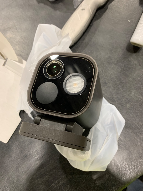 Photo 1 of Aqara 4MP Camera Hub G5 Pro PoE, True Color Night Vision Security Camera Outdoor, HomeKit Secure Video, Thread Border Router, Local Detection, Thread/Zigbee, Supports Alexa, Google, Smartthings, Gray