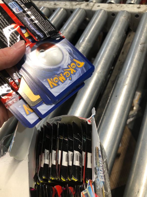 Photo 1 of ***DAMAGED - SEE NOTES/PICTURES***Pokémon TCG: Mega Evolution—Chaos Rising Booster Display