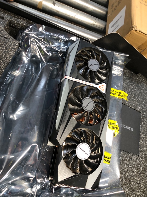 Photo 1 of ***MISSING PARTS***
GIGABYTE GeForce RTX 5080 Gaming OC 16G Graphics Card, WINDFORCE Cooling System, 16GB 256-bit GDDR7, GV-N5080GAMING OC-16GD Video Card