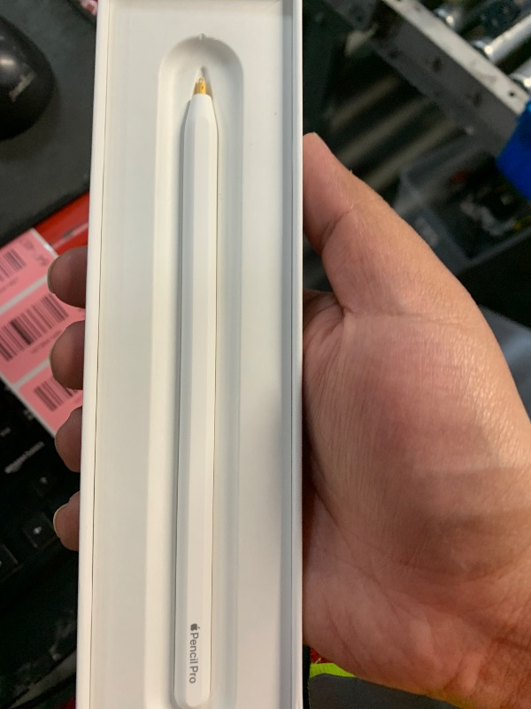 Photo 1 of ***FOR PARTS*** Apple Pencil Pro: Latest Model - Device Compatibility Check Required - Pixel-Perfect Precision, Tilt and Pressure Sensitivity, Perfect for Note-Taking, Drawing, and Art. Charges and Pairs Magnetically