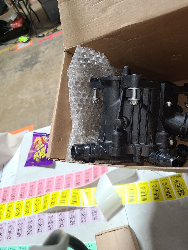 Photo 1 of 11537644811 Engine Coolant Thermostat Assembly 2014-2021 For BMW 320i 330i 420i 430i 520i 530i 530e 630i 740e Replat # V20991307