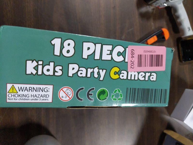 Photo 1 of 18Pcs Kids Toy Camera Set, 3 Color 6 Animal Patterns Viewfinder Camera Bulk for Goodie Bags Fillers Stuffers Return Gifts for Kids Toddlers Birthday Party Favors Age 1-3 3-5 Years Pretend Play Props