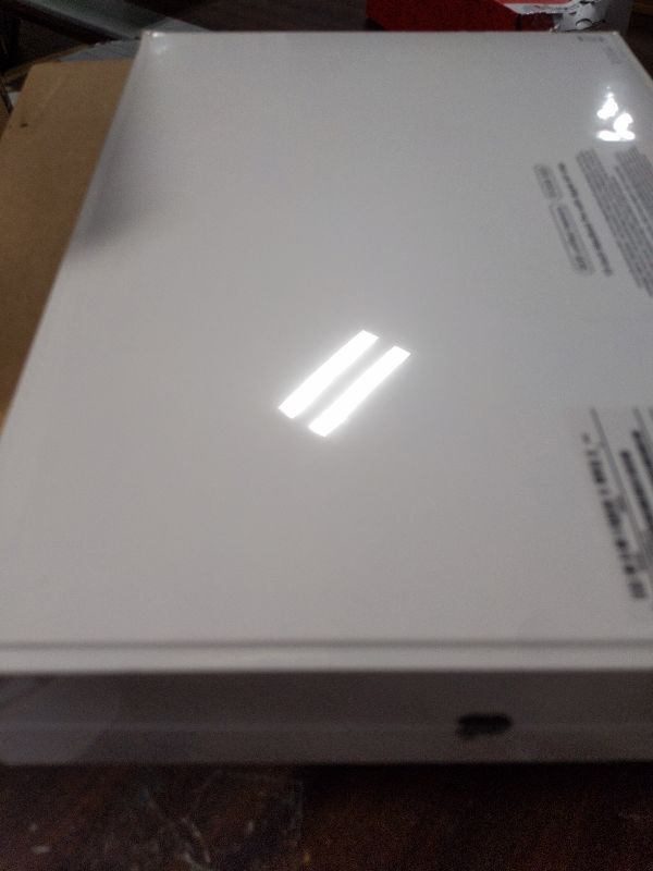 Photo 1 of 2020 Apple MacBook Pro with Apple M1 Chip (13-inch, 8GB RAM, 512GB SSD Storage) - Space Gray