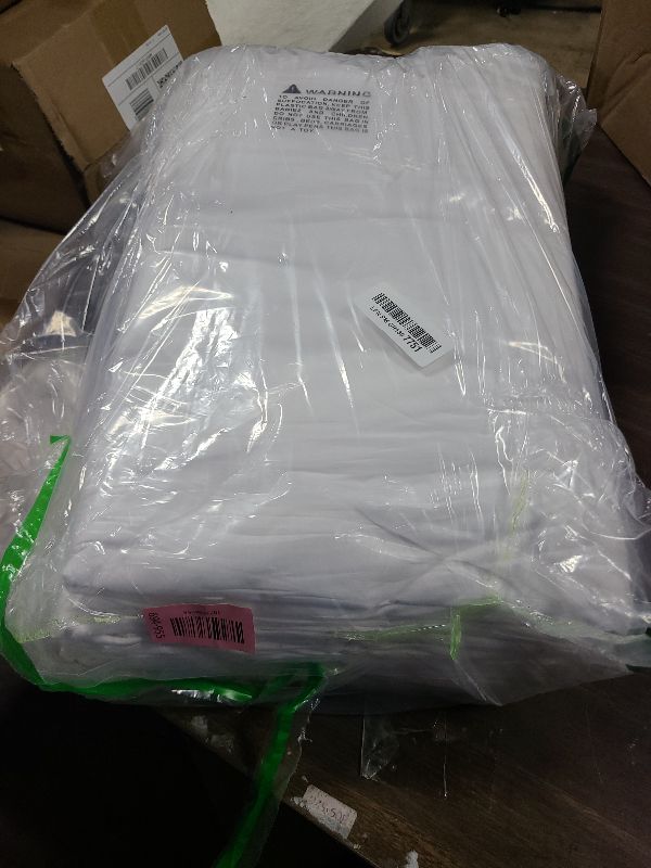 Photo 1 of 10 Pack White Round Tablecloths, 120 Inch Stain Resistant and Wrinkle Polyester Fabric Washable Table Clothes Cover for Kitchen Dining, Wedding, Reception Banquet, Birthday Party, Buffet Restaurant