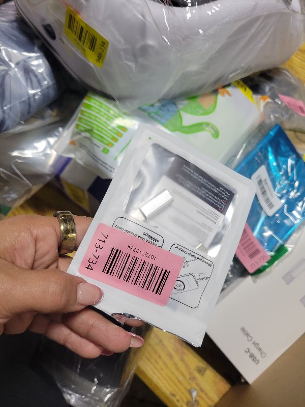 Photo 1 of ????? ???????? Lightning to USB C Adapter for iPhone 17/16/15 Series,iPad Pro,Charging & Data Sync ONLY,Type C Charger Connector,for iPhone 17/16 Charger,17/16 Accessroies,Not for Audio