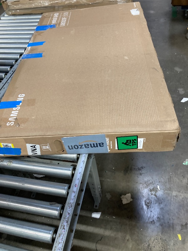 Photo 1 of ****It's used and it's broken, it doesn't work*****Samsung 50-Inch Class Crystal UHD U8000F 4K Smart TV (2025 Model) Endless Free Content, Crystal Processor 4K, MetalStream Design, Knox Security, Alexa Built-in