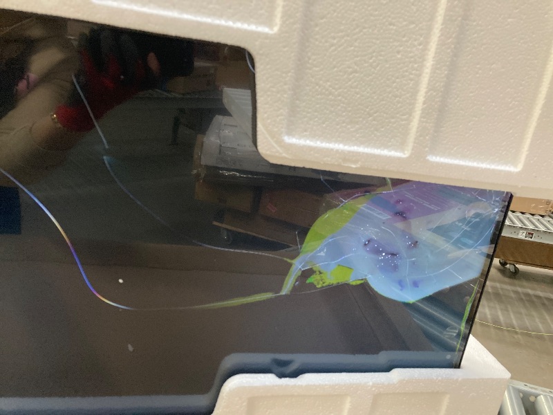 Photo 1 of ****It's used and it's broken, it doesn't work*****Samsung 50-Inch Class Crystal UHD U8000F 4K Smart TV (2025 Model) Endless Free Content, Crystal Processor 4K, MetalStream Design, Knox Security, Alexa Built-in