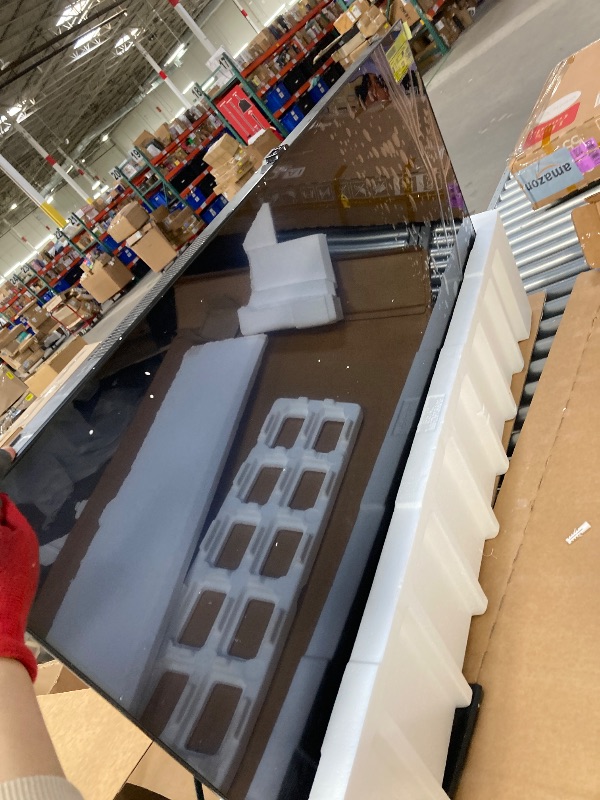 Photo 1 of ***It's used and it's broken, it doesn't work****LG 55-Inch Class OLED AI 4K B5 Series Smart TV w/Dolby Atmos, Dolby Vision, HDR10, AI Super Upscaling 4K, Filmmaker Mode, Wow Orchestra, Alexa Built-in (OLED55B5PUA.AUSZ, 2025)