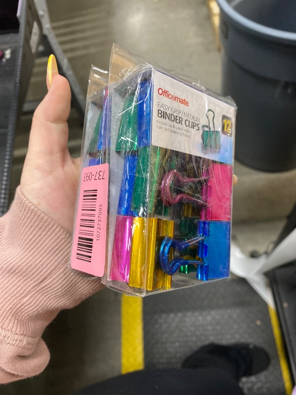 Photo 1 of ****** 2PACK******* Officemate Easy Grip Medium Binder Clips, Assorted Metallic Colors, 12 Pack (31054)