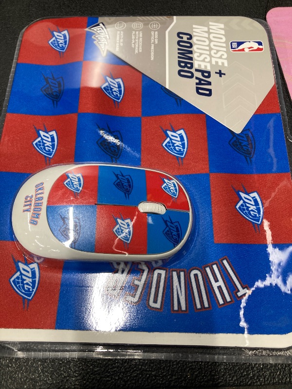 Photo 1 of ?SOAR NBA Wireless Mouse and Mouse Pad- Checkered, Oklahoma City Thunder