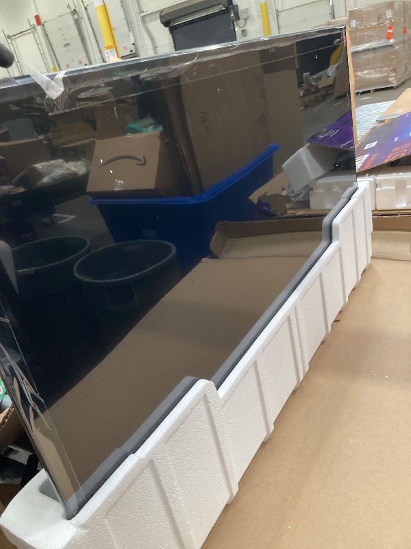 Photo 1 of ****BROKEN. NO RETURN. NO REFUND*** Samsung 50-Inch Class Crystal UHD U8000F 4K Smart TV (2025 Model) Endless Free Content, Crystal Processor 4K, MetalStream Design, Knox Security, Alexa Built-in