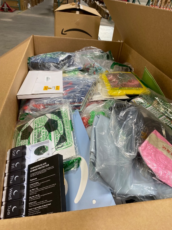 Photo 1 of ***NO RETURN. NO REFUND**Nellis Variety Box: Medium | See Notes for Details