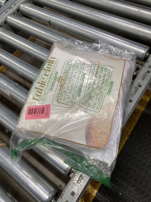 Photo 1 of 1 Pack White Tableclothes for 4 Foot Rectangle Tables, Wrinkle Resistant Fitted Table Cloth Stretch Spandex Table Covers with Skirt for Event Banquet Wedding Birthday Party