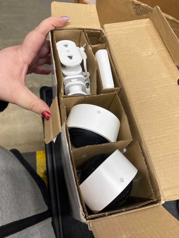 Photo 1 of ***USED/UNTESTED*** VTech 2-Cameras Smart WiFi Baby Monitor with 1080p FHD Camera and 5" HD IPS Screen, Free App with Motion Video, Sound/Motion Detection and Notifications, Split-Screen, Pan-Tilt-Zoom: VM901-2HD