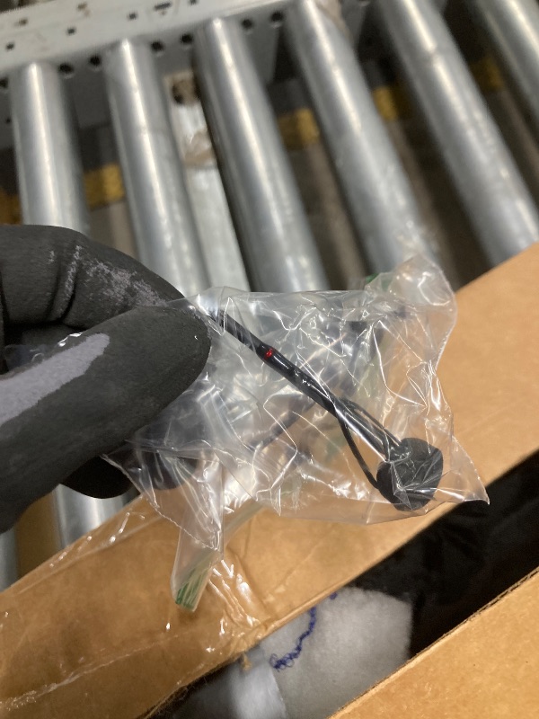 Photo 1 of *Tip broken* Fiblink Surf Casting Fishing Rod 2-Piece Graphite Travel Baitcasting Fishing Rod (Length: 9')