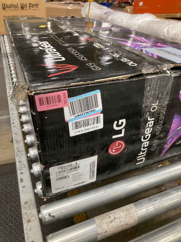 Photo 1 of ***BROKEN*NON RETURNABLE*NON REFUNADABLE*NO EXCEPTIONS***
*Scratched/cracked screen* LG 45GX950A-B 45-inch Ultragear 5K2K WUHD (5120 x 2160) OLED Curved Gaming Monitor, Dual-Mode, 165Hz, 0.03ms, NVIDIA G-Sync, AMD FreeSync Premium Pro, HDR True Black 400,
