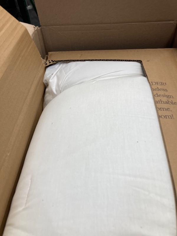 Photo 1 of **HAS MARK ON BACK/MISSING PILLOW CASES***Levtex Home - Grandiflora Comforter Set - King Comforter + Two King Pillow Cases - Multicolor Bold Contemporary Floral - Comforter (106 x 94in.) and Pillow Case (36 x 20in.) - Cotton