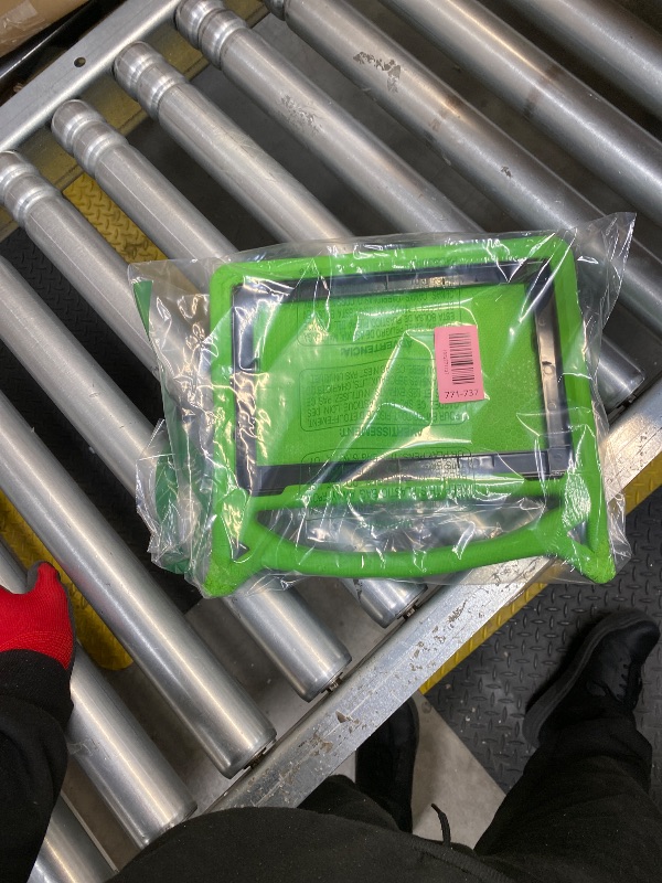 Photo 1 of 10 inch Tablet case for Kids,Light Weight Shock Proof Handle Stand Kids Friendly.2023/2021 Release.Incompatible with TCL iPad Samsung 10in Tablet. (Green)
