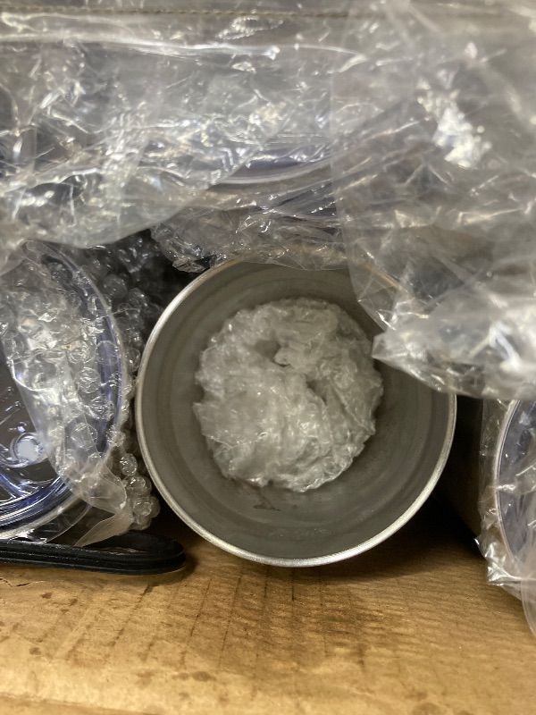 Photo 1 of ***MISSING PIECES -SELLING AS INCOMPLETE PARTS ONLY*** YOUKE OLA 12 Pack Insulated Coffee Tumbler Stainless Steel Double Wall Vacuum Travel Tumbler Cup with Lid and Straw for DIY Gift, Silver 20oz1072771905
LPNO502614857   ***SOME SCUFFS/SCRATCHES***