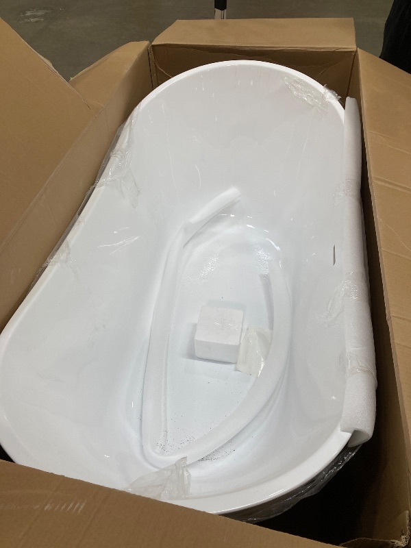 Photo 1 of **NOT FREESTANDING**



SIMILAR TO WOODBRIDGE 59" Acrylic Bathtub Contemporary Soaking White Tub with Matte Black Overflow and Drain?B0016 -MB-Drain &O
